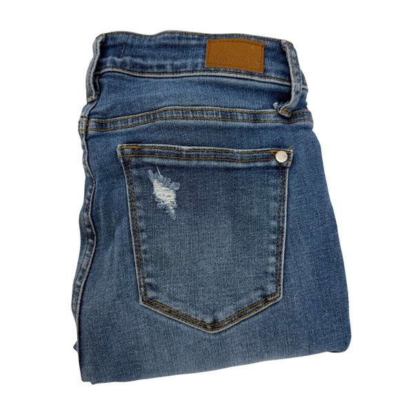 Judy Blue Denim - Judy Blue Skinny Fit Distressed Jeans Size 9/29 Medium Wash JB8847